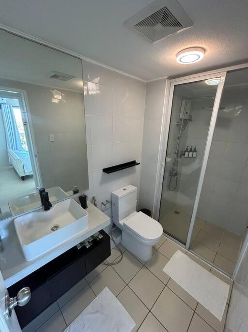 Modern Oasis: Pool + Netflix Apartman Manila Kültér fotó